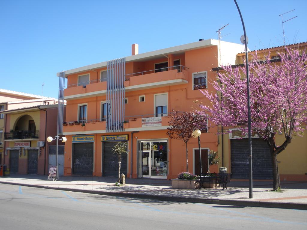 Bed and Breakfast Il Leccio Tortolì Exterior foto